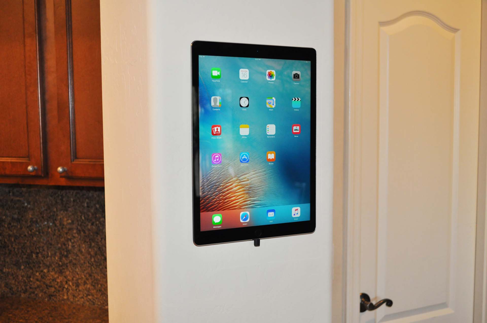 tablet mount wall        <h3 class=